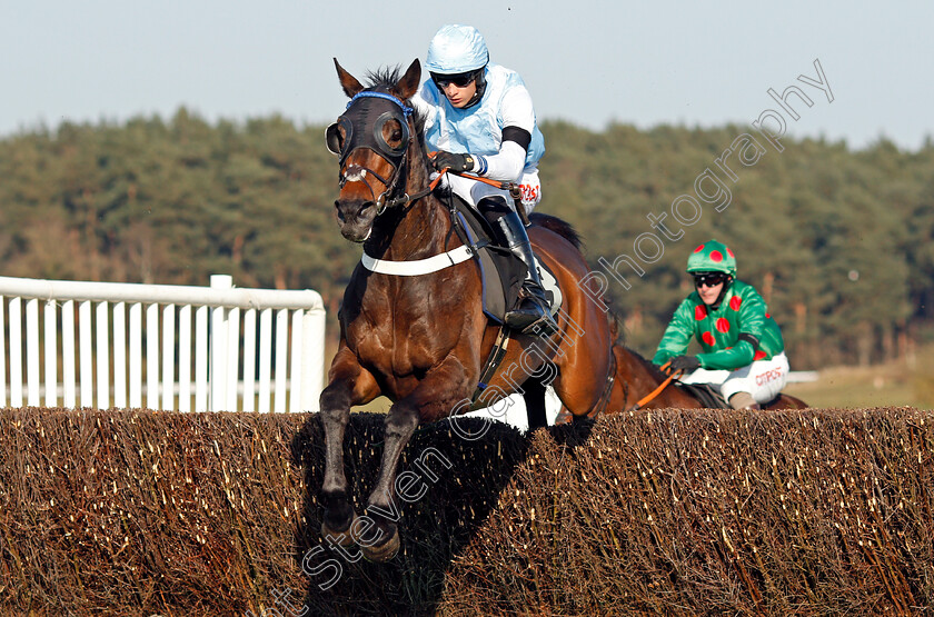 Snougar-0002 
 SNOUGAR (Theo Gillard)
Market Rasen 19 Apr 2021 - Pic Steven Cargill / Racingfotos.com