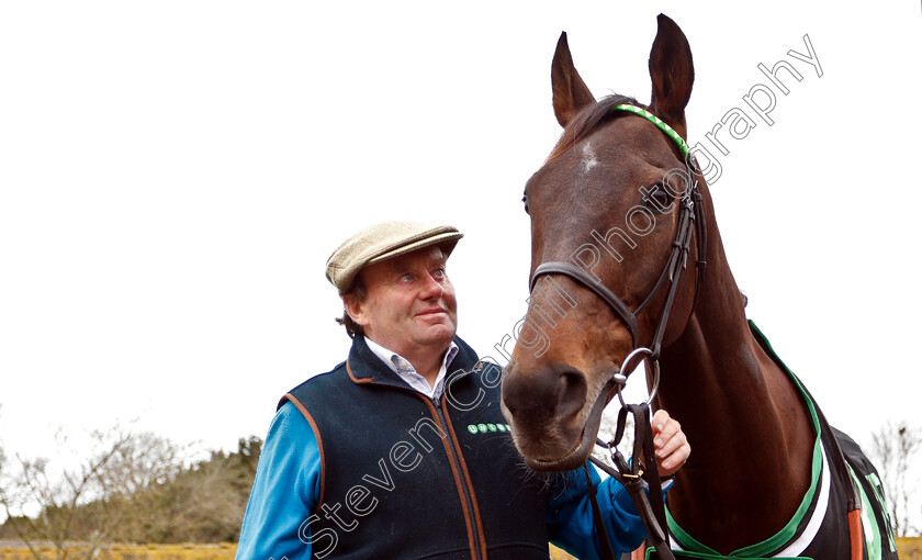 Buveur-D Air-0005 
 BUVEUR D'AIR with Nicky Henderson
Lambourn 18 Feb 2019 - Pic Steven Cargill / Racingfotos.com