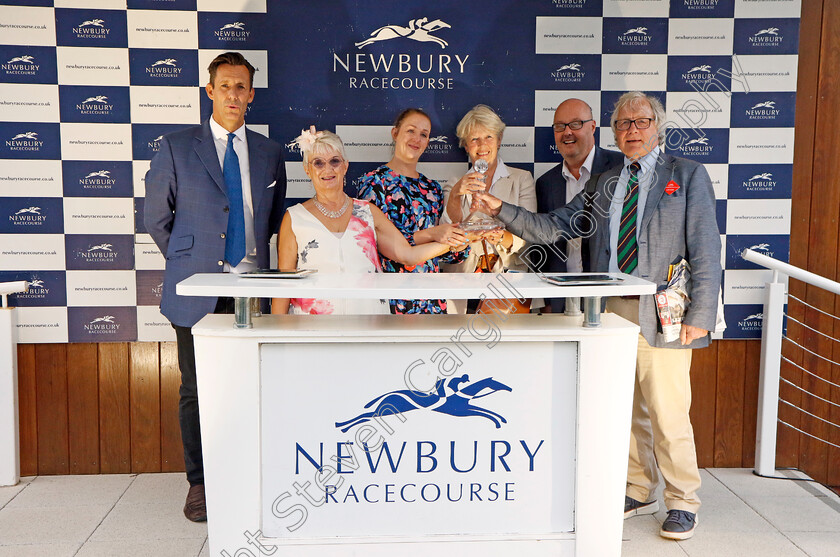 Cinnodin-0014 
 Presentation for The Bob Barker Memorial Handicap
Newbury 27 Jul 2023 - Pic Steven Cargill / Racingfotos.com