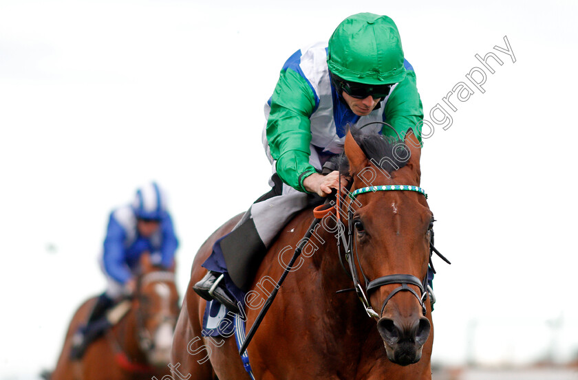 One-Master-0006 
 ONE MASTER (Ryan Moore) wins The Parkdean Resorts The Broads Maiden Stakes Yarmouth 19 Sep 2017 - Pic Steven Cargill / Racingfotos.com