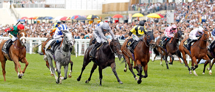 Fresh-0001 
 FRESH (centre left Daniel Tudhope) beats BLESS HIM (right) in The Moet & Chandon International Stakes
Ascot 23 Jul 2022 - Pic Steven Cargill / Racingfotos.com