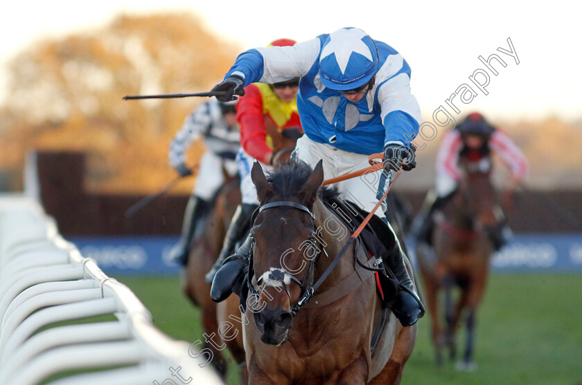 Boothill-0001 
 BOOTHILL (Jonathan Burke) wins The Jim Barry Wines Hurst Park Handicap Chase
Ascot 25 Nov 2023 - Pic Steven Cargill / Racingfotos.com