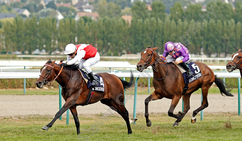 Port-Guillaume-0007 
 PORT GUILLAUME (C Demuro) beats DICK WHITTINGTON (right) in The Prix Hocquart
Deauville 8 Aug 2020 - Pic Steven Cargill / Racingfotos.com