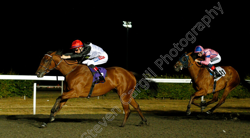 Katie-Lee-0004 
 KATIE LEE (Fran Berry) wins The 100% Profit Boost At 32Redsport.com Handicap
Kempton 8 Aug 2018 - Pic Steven Cargill / Racingfotos.com