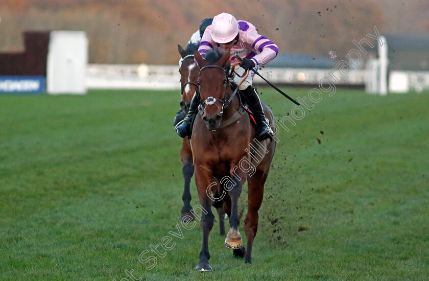 Regent s-Stroll-0002 
 REGENT'S STROLL (Harry Cobden) wins The Nirvana Spa Open National Hunt Flat Race
Ascot 25 Nov 2023 - Pic Steven Cargill / Racingfotos.com