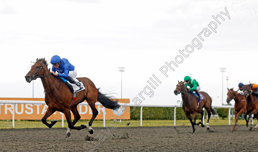 Arabian-Light-0004 
 ARABIAN LIGHT (William Buick) wins The Unibet Novice Stakes (Div1)
Kempton 7 Aug 2024 - Pic Steven Cargill / Racingfotos.com