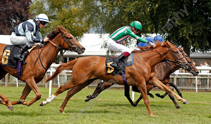 Fuente-Ovejuna-0004 
 FUENTE OVEJUNA (Rob Hornby) beats TERRA MITICA (left) in The British EBF Arena Group Fillies Novice Stakes
Newmarket 31 Jul 2021 - Pic Steven Cargill / Racingfotos.com