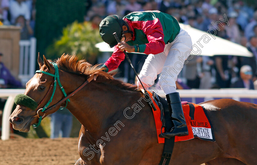 Gland-Slam-Smile-0001 
 GRAND SLAM SMILE (Frank Alvarado) wins The Golden State Juvenile Fillies
Santa Anita 3 Nov 2023 - Pic Steven Cargill / Racingfotos.com