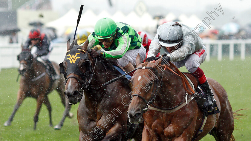 Raffle-Prize-0005 
 RAFFLE PRIZE (right, Frankie Dettori) beats KIMARI (left) in The Queen Mary Stakes
Royal Ascot 19 Jun 2019 - Pic Steven Cargill / Racingfotos.com