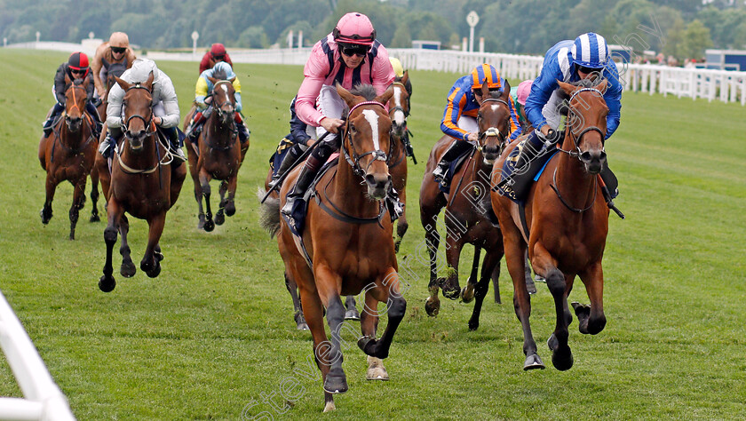 Loving-Dream-0005 
 LOVING DREAM (left, Robert Havlin) beats ESHAADA (right) in The Ribblesdale Stakes
Royal Ascot 17 Jun 2021 - Pic Steven Cargill / Racingfotos.com