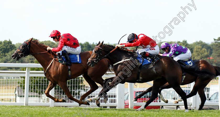 De-Medici-0004 
 DE MEDICI (Oisin Murphy) beats JACK REGAN (right) in The Download The Coral App Handicap
Sandown 7 Jul 2018 - Pic Steven Cargill / Racingfotos.com