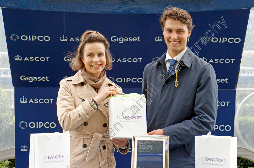 Cape-Byron-0008 
 Presentation for The Leo Bancroft Signature Hair Care Classified Stakes Ascot 8 Sep 2017 - Pic Steven Cargill / Racingfotos.com