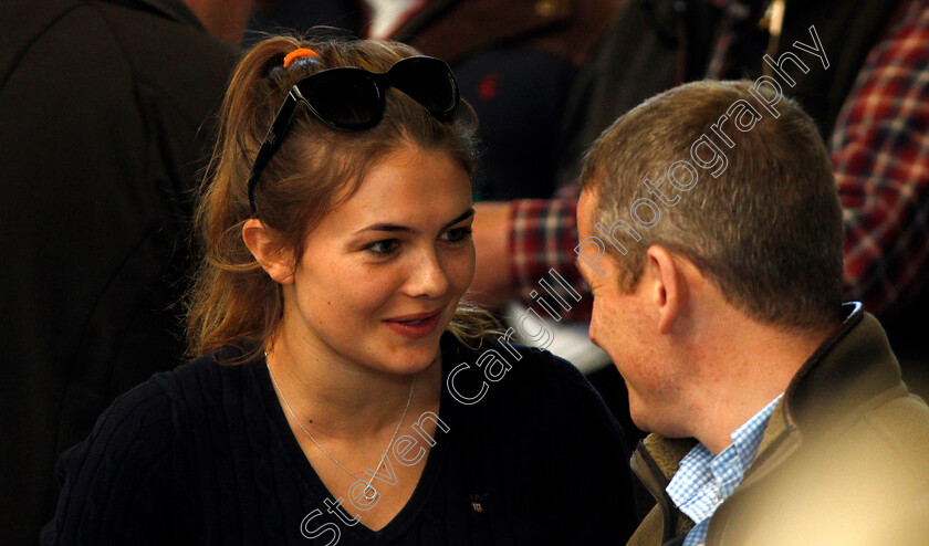 Megan-Nicholls-0004 
 MEGAN NICHOLLS with Tom Malone at Ascot Yearling Sale 12 Sep 2017 - Pic Steven Cargill / Racingfotos.com