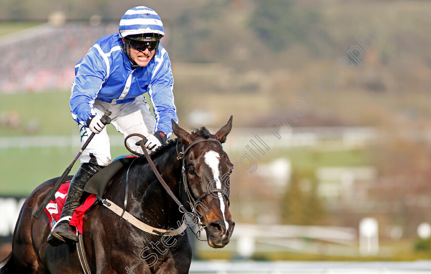 Penhill-0007 
 PENHILL (Paul Townend) wins The Sun Bets Stayers Hurdle Cheltenham 15 Mar 2018 - Pic Steven Cargill / Racingfotos.com