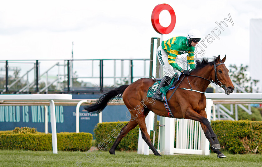 Fakir-D Oudairies-0006 
 FAKIR D'OUDAIRIES (Mark Walsh) wins The Marsh Chase
Aintree 8 Apr 2022 - Pic Steven Cargill / Racingfotos.com