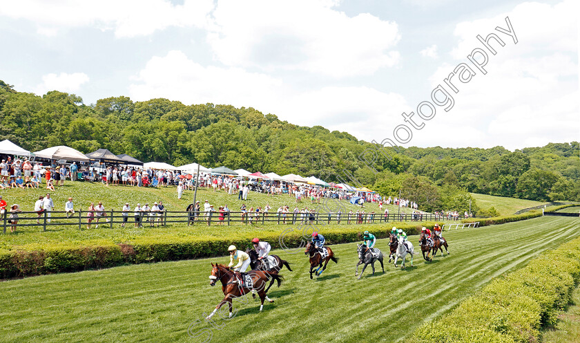 Iranistan-0001 
 IRANISTAN (2nd left, Darren Nagle) tracks the leader on his way to winning The Marcellus Frost Champion Hurdle Percy Warner Park, Nashville 12 May 2018 - Pic Steven Cargill / Racingfotos.com