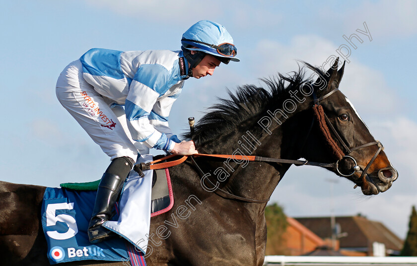 Sweet-Fantasy-0001 
 SWEET FANTASY (Rossa Ryan)
Lingfield 21 Jan 2023 - Pic Steven Cargill / Racingfotos.com