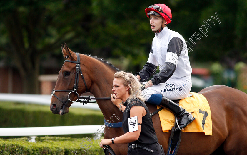 Loch-Ness-Monster-0001 
 LOCH NESS MONSTER (Alistair Rawlinson)
Kempton 10 Jul 2019 - pic Steven Cargill / Racingfotos.com