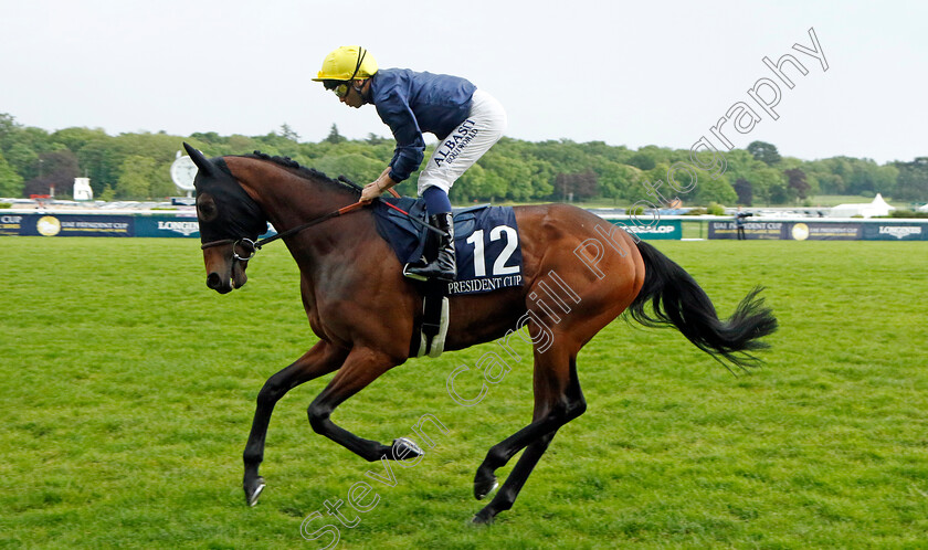 Alcantor-0001 
 ALCANTOR (Mickael Barzalona)
Longchamp 12 May 2024 - Pic Steven Cargill / Racingfotos.com