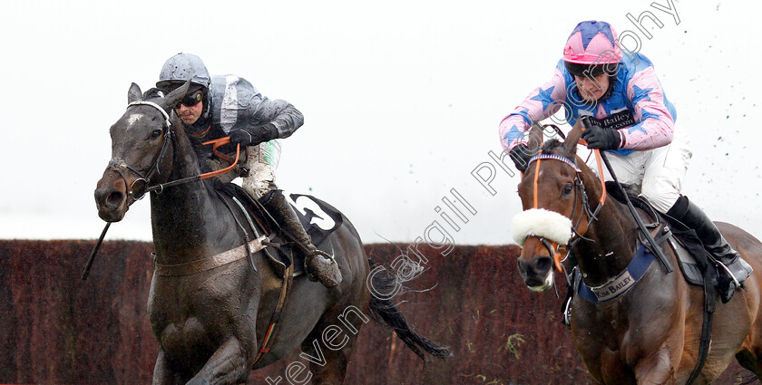 Santini-0001 
 SANTINI (left, Nico de Boinville) beats ROCKY'S TREASURE (right) in The Ladbrokes John Francome Novices Chase
Newbury 1 Dec 2018 - Pic Steven Cargill / Racingfotos.com