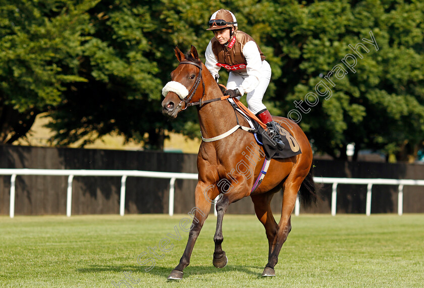 Liberty-Mountain 
 LIBERTY MOUNTAIN (Alice Bond)
Newmarket 22 Jul 2022 - Pic Steven Cargill / Racingfotos.com