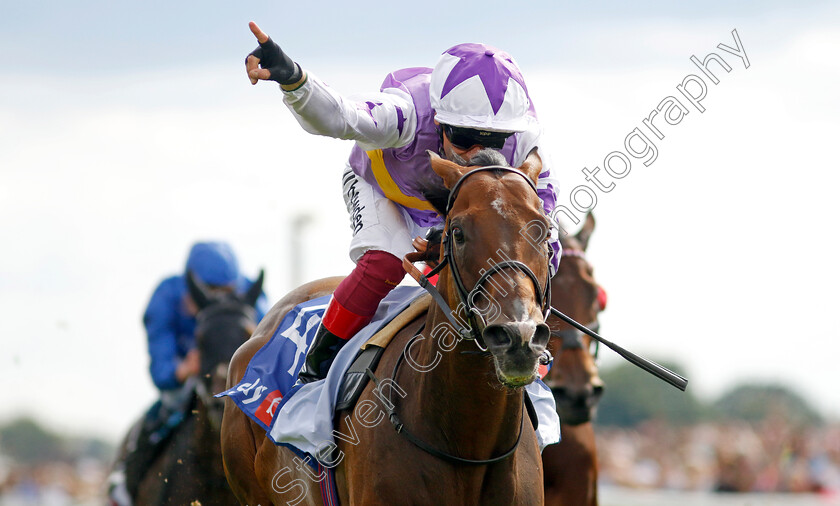 Kinross-0003 
 KINROSS (Frankie Dettori) wins The Sky Bet City Of York Stakes
York 26 Aug 2023 - Pic Steven Cargill / Racingfotos.com