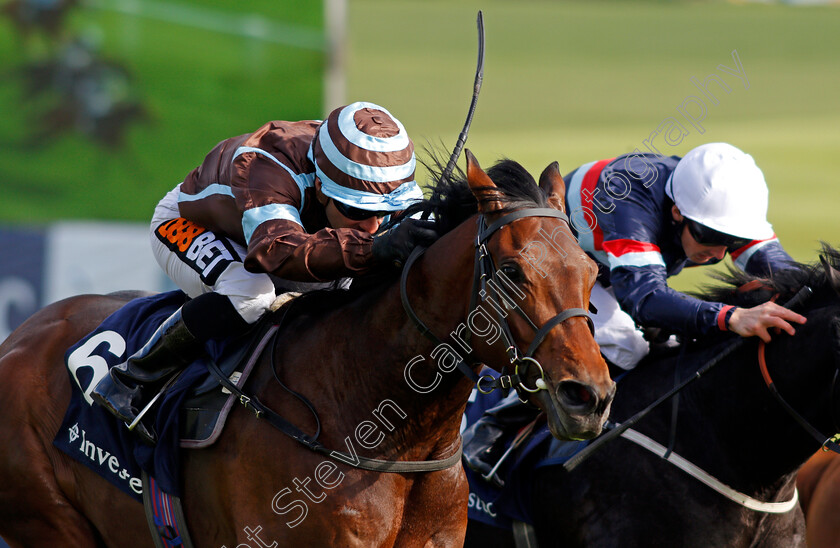 Corazon-Espinado-0005 
 CORAZON ESPINADO (Silvestre De Sousa) wins The Investec Private Banking Handicap Epsom 25 Apr 2018 - Pic Steven Cargill / Racingfotos.com