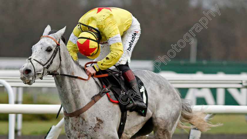 Politologue-0005 
 POLITOLOGUE (Sam Twiston-Davies) wins The Unibet Desert Orchid Chase Kempton 27 Dec 2017 - Pic Steven Cargill / Racingfotos.com