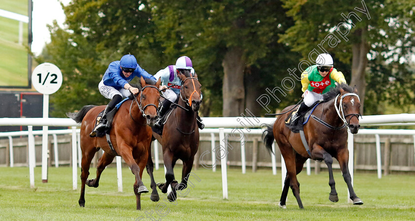 Noble-Style-0005 
 NOBLE STYLE (left, David Probert) beats MILL STREAM (right) and WALLOP (centre) in The Watch Live On Racing TV British EBF Novice Stakes
Newmarket 29 Jul 2022 - Pic Steven Cargill / Racingfotos.com