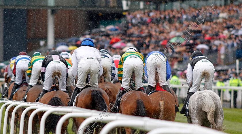 Aintree-0001 
 Aintree 14 Apr 2023 - Pic Steven Cargill / Racingfotos.com