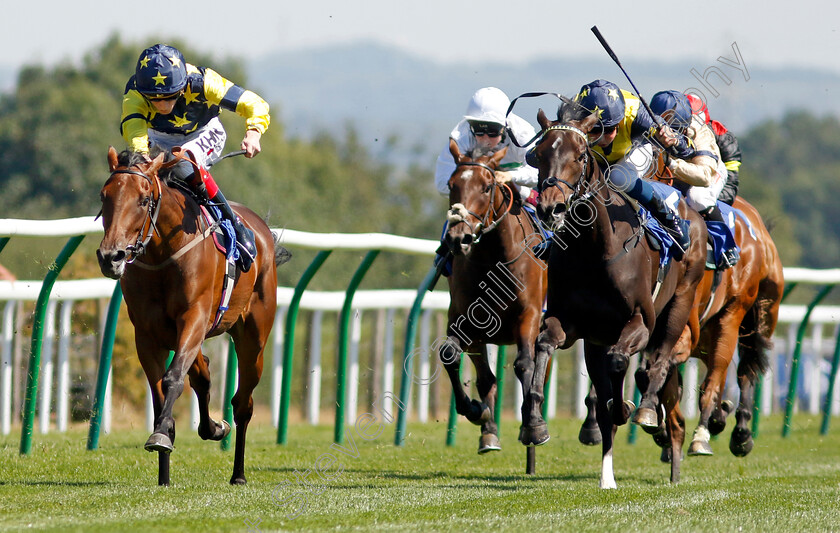 Peace-Of-Mine-0004 
 PEACE OF MINE (right, William Buick) beats CREME CHANTILLY (left) in The Byerley Stud British EBF Restricted Maiden Stakes
Salisbury 11 Aug 2022 - Pic Steven Cargill / Racingfotos.com