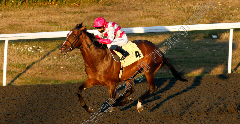 Endured-0004 
 ENDURED (Silvestre de Sousa) wins The Unibet Extra Place Offers Every Day Novice Stakes Div1
Kempton 18 Aug 2020 - Pic Steven Cargill / Racingfotos.com