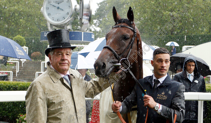 Crystal-Ocean-0016 
 CRYSTAL OCEAN with Sir Michael Stoute after The Prince Of Wales's Stakes
Royal Ascot 19 Jun 2019 - Pic Steven Cargill / Racingfotos.com