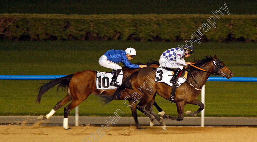 El-Chapo-0007 
 EL CHAPO (Luke Morris) beats RACING COUNTRY (farside) in The UAE 2000 Guineas Trial Div2 Meydan 25 Jan 2018 - Pic Steven Cargill / Racingfotos.com