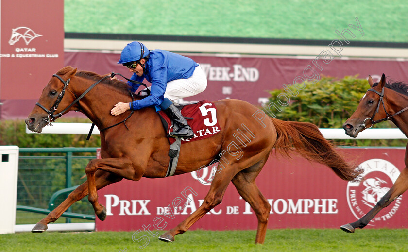 Space-Blues-0008 
 SPACE BLUES (William Buick) wins The Qatar Prix de la Foret
Longchamp 3 Oct 2021 - Pic Steven Cargill / Racingfotos.com