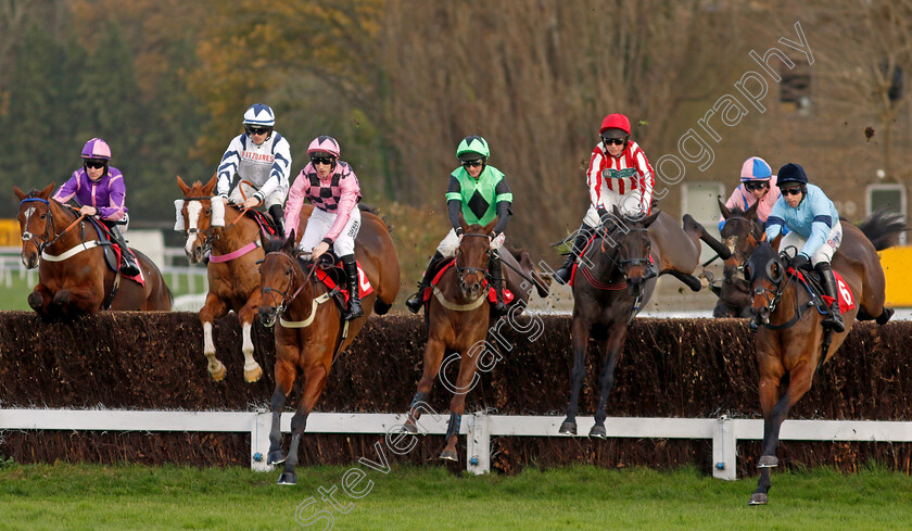 Mount-Tempest-0008 
 winner MOUNT TEMPEST (right, Harry Skelton) ver the first fence with WILL STING (2nd right) KOTMASK (centre) FAST BUCK (3rd left) GREENROCK ABBEY (2nd left) and DREAMS OF HOME (left) in The Best Odds On The Betfair Exchange Handicap Chase
Sandown 8 Dec 2023 - pic Steven Cargill / Racingfotos.com