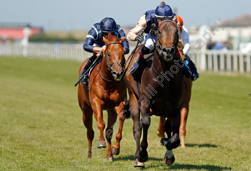 Manettino-0006 
 MANETTINO (David Egan) wins The British Stallion Studs EBF Maiden Stakes
Yarmouth 9 Jun 2021 - Pic Steven Cargill / Racingfotos.com