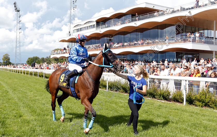 Thewaytoyou-0006 
 ELLA FITZ (Georgia Cox) wins The Lady Jockeys Thoroughbred World Championship Round 3
Bro Park Sweden 5 Aug 2018 - Pic Steven Cargill / Racingfotos.com