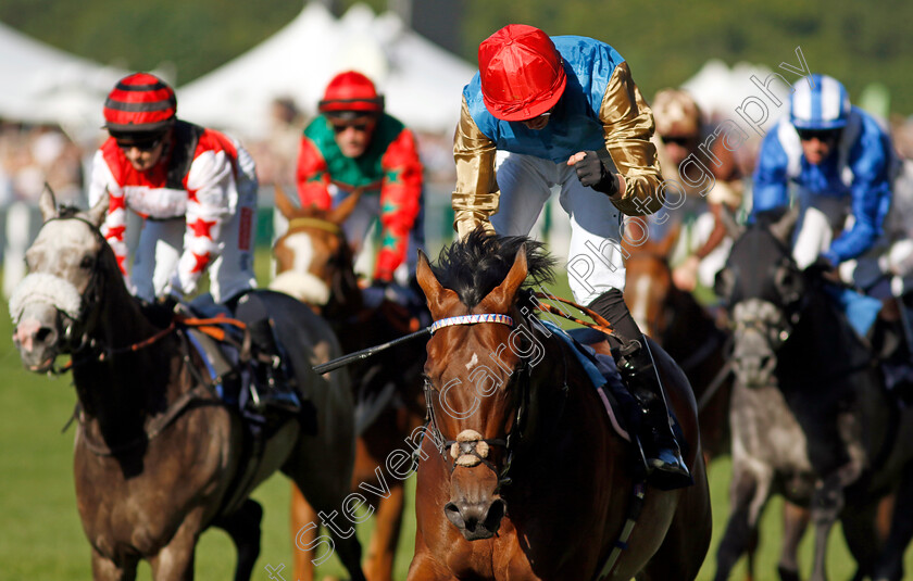 English-Oak-0001 
 ENGLISH OAK (James Doyle) wins The Buckingham Palace Stakes
Royal Ascot 20 Jun 2024 - Pic Steven Cargill / Racingfotos.com