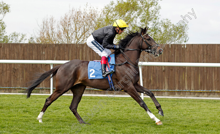 Salvator-Mundi 
 SALVATOR MUNDI (Frankie Dettori)
Leicester 23 Apr 2022 - Pic Steven Cargill / Racingfotos.com