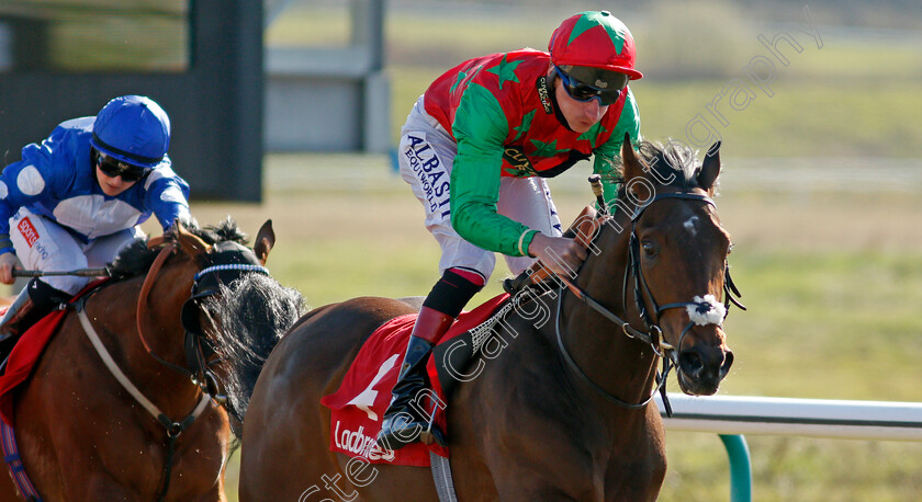 Diligent-Harry-0010 
 DILIGENT HARRY (Adam Kirby) wins The Ladbrokes 3 Year Old All-Weather Championships Conditions Stakes
Lingfield 2 Apr 2021 - Pic Steven Cargill / Racingfotos.com