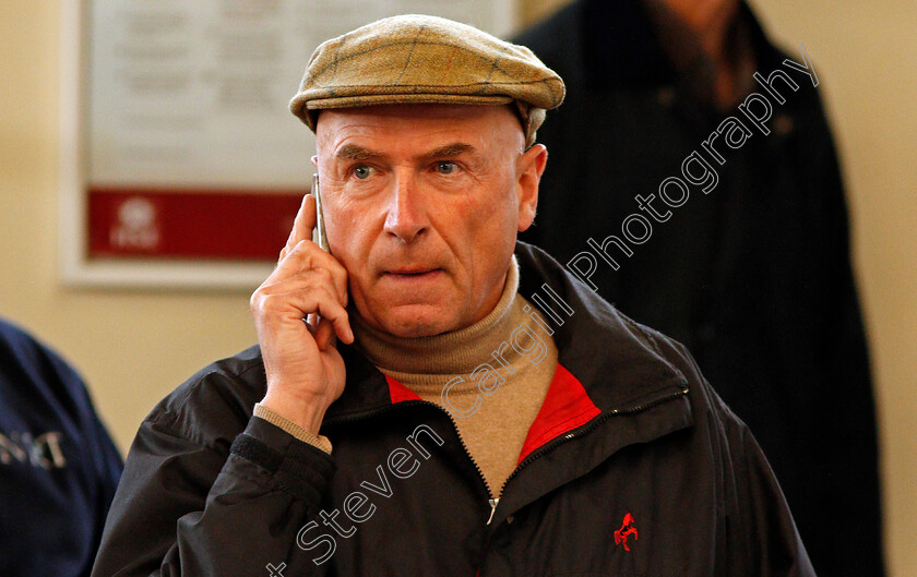 Christian-Von-Der-Recke-0001 
 CHRISTIAN VON DER RECKE at Tattersalls Ireland Ascot November Sale 9 Nov 2017 - Pic Steven Cargill / Racingfotos.com