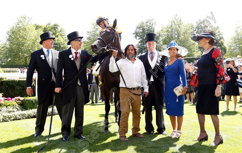 Shang-Shang-Shang-0011 
 SHANG SHANG SHANG (Joel Rosario) with Wesley Ward and owners after The Norfolk Stakes
Royal Ascot 21 Jun 2018 - Pic Steven Cargill / Racingfotos.com