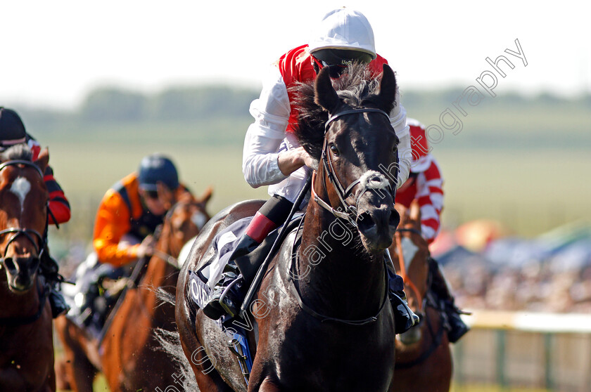 Konchek-0008 
 KONCHEK (Adam Kirby) wins The Havana Gold Maiden Stakes Newmarket 6 May 2018 - Pic Steven Cargill / Racingfotos.com