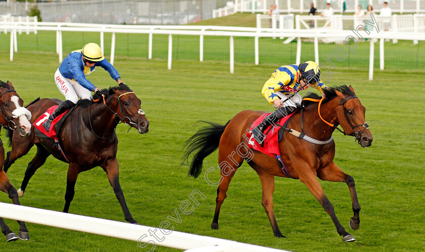 Lyndon-B-0003 
 LYNDON B (Daniel Muscutt) wins The Hwfa Williams Handicap
Sandown 21 Jul 2021 - Pic Steven Cargill / Racingfotos.com