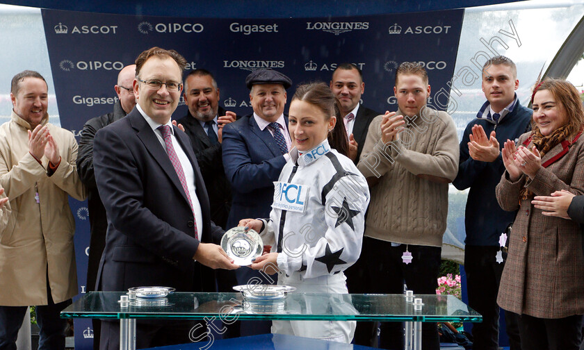 Raising-Sand-0014 
 Presentation to Nicola Currie for The Bet With Ascot Challenge Cup won by RAISING SAND
Ascot 6 Oct 2018 - Pic Steven Cargill / Racingfotos.com