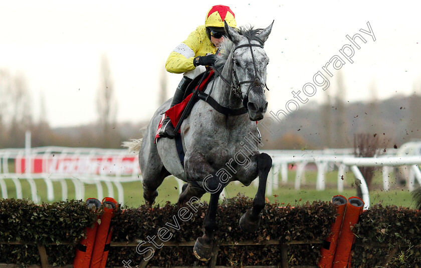 Aux-Ptits-Soins-0001 
 AUX PTITS SOINS (Harry Skelton)
Newbury 30 Nov 2018 - Pic Steven Cargill / Racingfotos.com