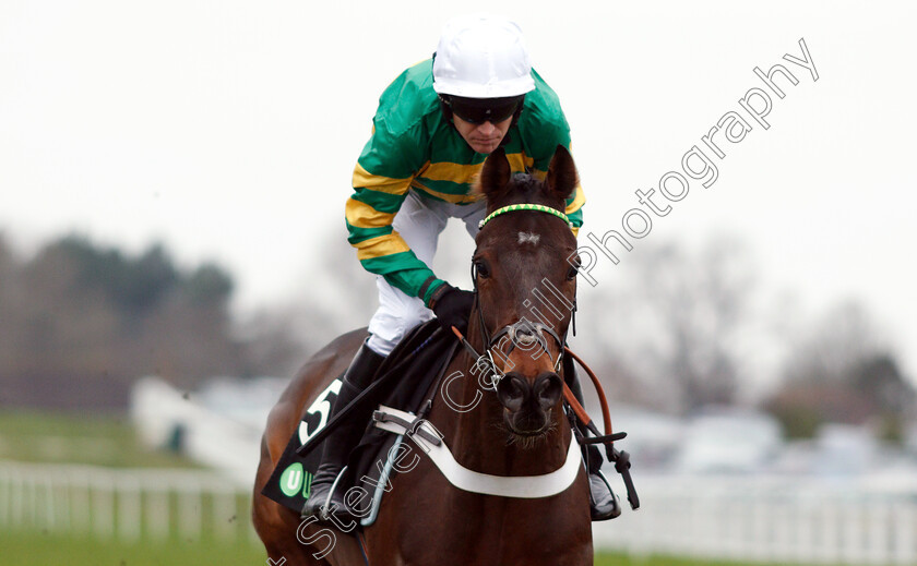 Rathhill-0003 
 RATHHILL (Barry Geraghty)
Sandown 5 Jan 2019 - Pic Steven Cargill / Racingfotos.com