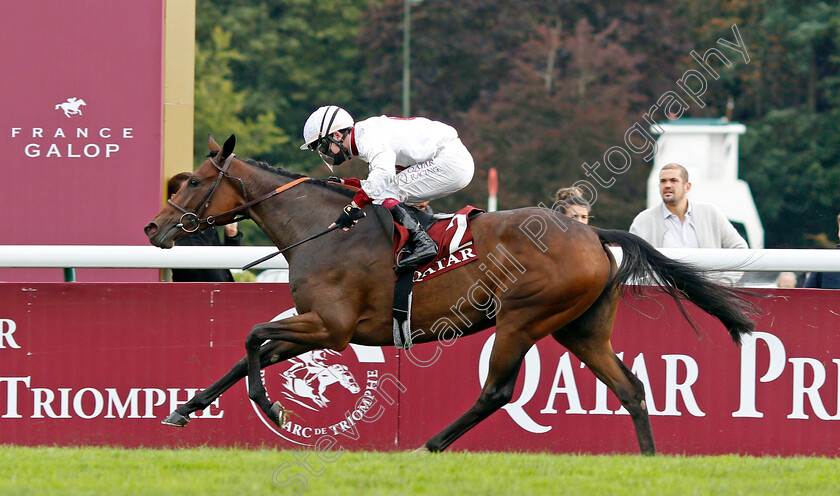 Zellie-0004 
 ZELLIE (Oisin Murphy) wins The Qatar Prix Marcel Boussac
Longchamp 3 Oct 2021 - Pic Steven Cargill / Racingfotos.com