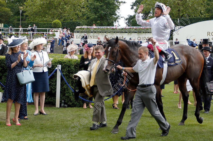 Advertise-0011 
 ADVERTISE (Frankie Dettori) after The Commonwealth Cup
Royal Ascot 21 Jun 2019 - Pic Steven Cargill / Racingfotos.com